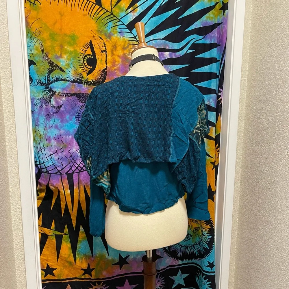 🌈 Lovely Vintage patchwork art top - Picture 7 of 12